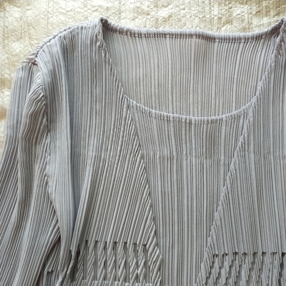 Hurry! Store Close Next Week!! T Pleats collection Dress Top - Picture 3 of 6